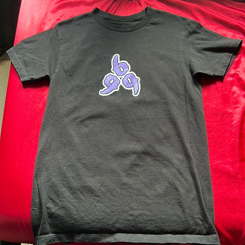 999 Juice Wrld T-shirt. Size Small